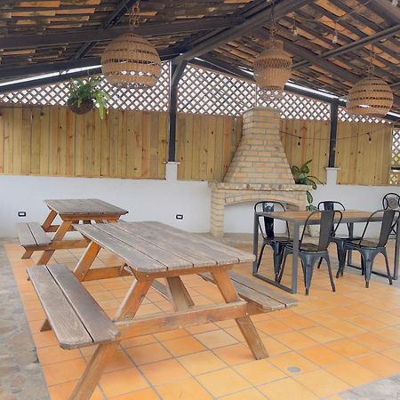 Jardin Cafe Hotel & Restaurant 格拉西亚斯 外观 照片